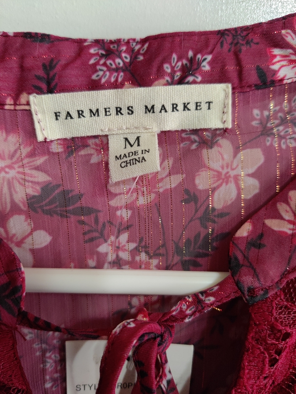 Farmers Market Womens Floral Lace Blouse - Picture 3 of 6
